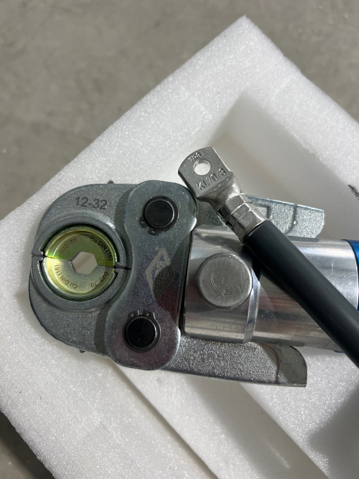 70 mm² Klauke kabelschoen met passende persmatrijs